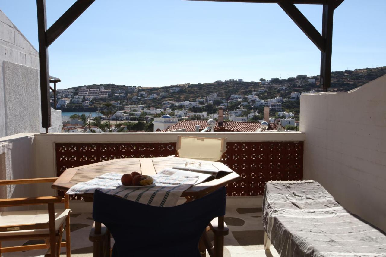St George Studios & Apartments Batsíon Dış mekan fotoğraf