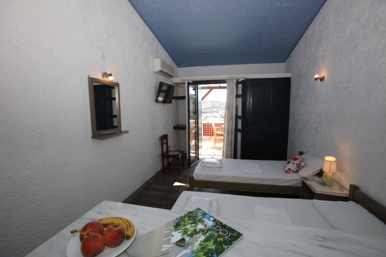 St George Studios & Apartments Batsíon Dış mekan fotoğraf