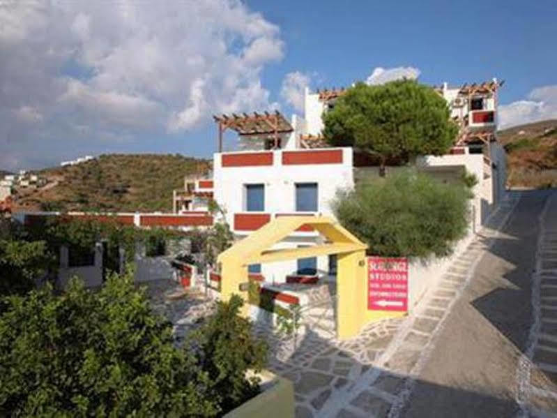 St George Studios & Apartments Batsíon Dış mekan fotoğraf